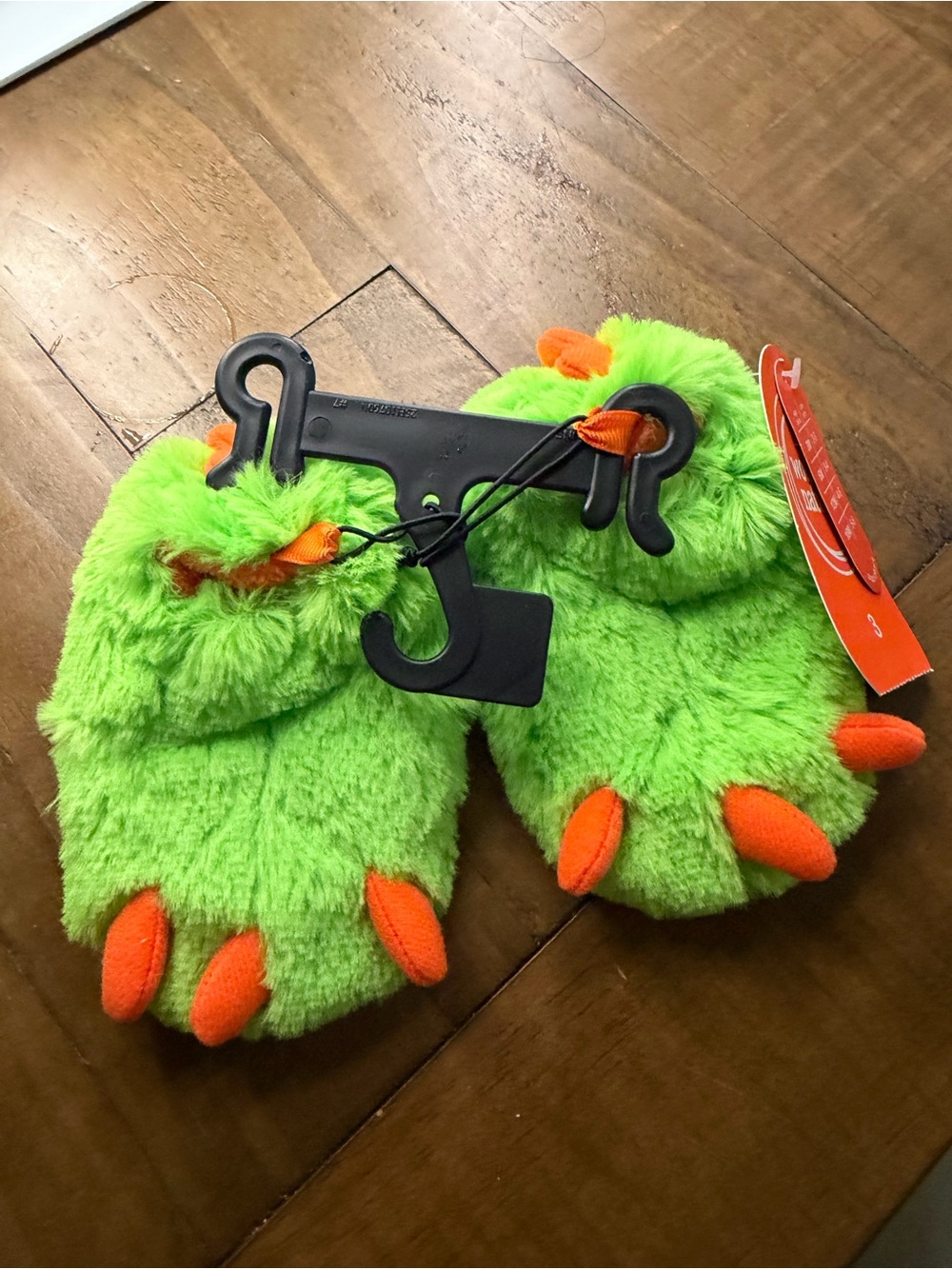Wonder nation green fuzzy monster baby toddler slippers new size 3